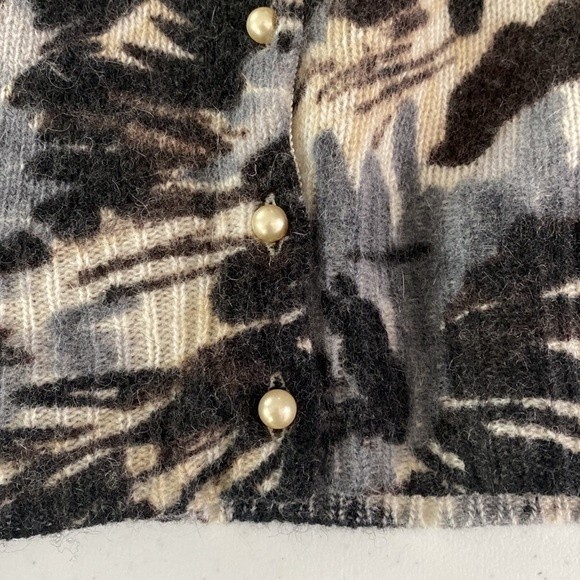 Beth Bowley Nordstrom Floral Watercolor Pearl Button Cardigan Lambs Wool Angora - Picture 14 of 16